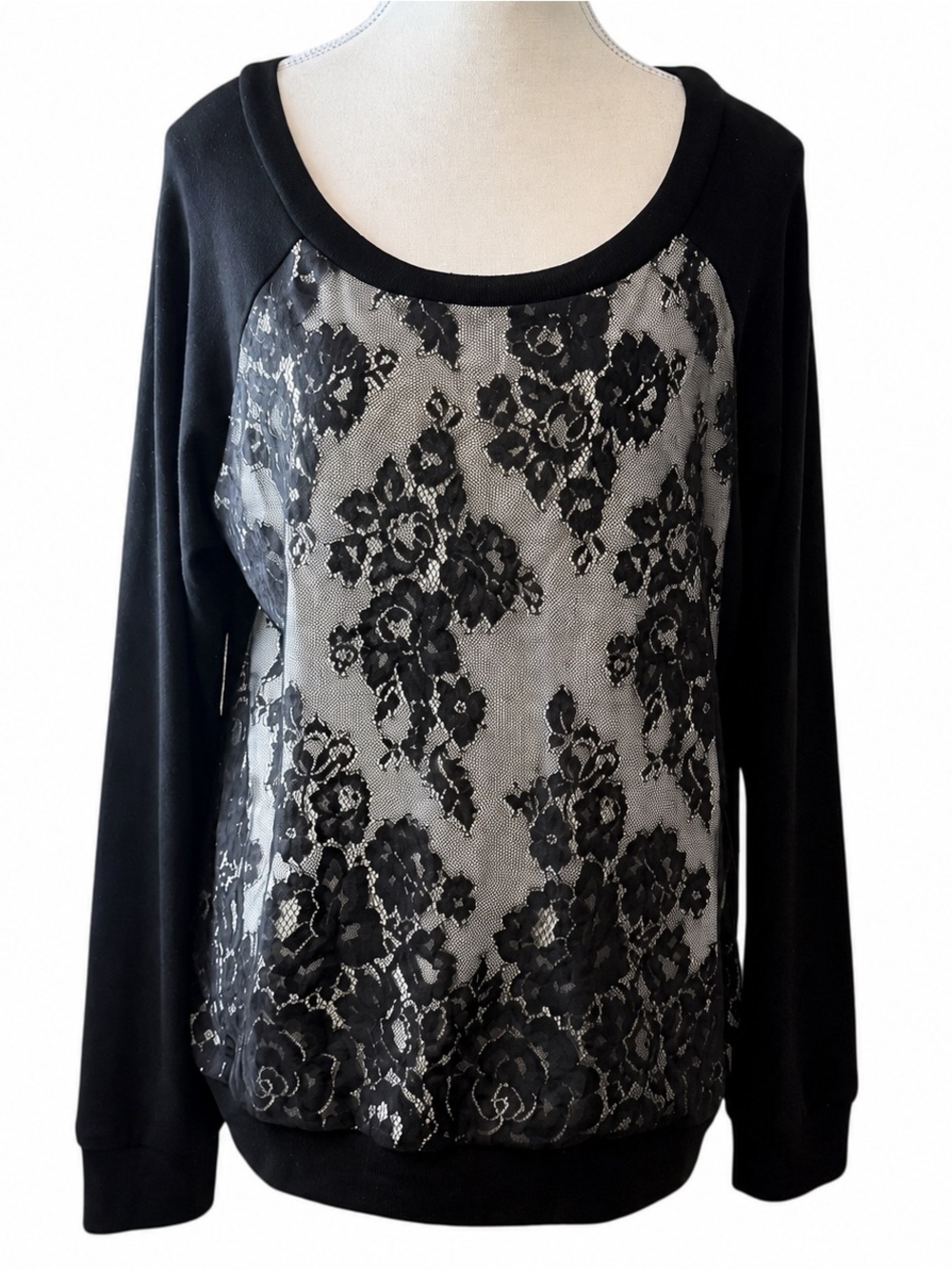 Karen Kane Black Lace Front Sweatshirt Womens Large Raglan Knit Made USA Top